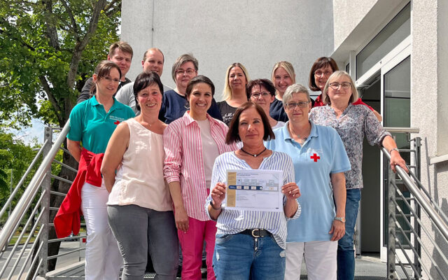 Im BIld: Das engagierte Team der BRK-Sozialstation Bayreuth um Pflegedienstleiterin Carolin Monke (vorne).